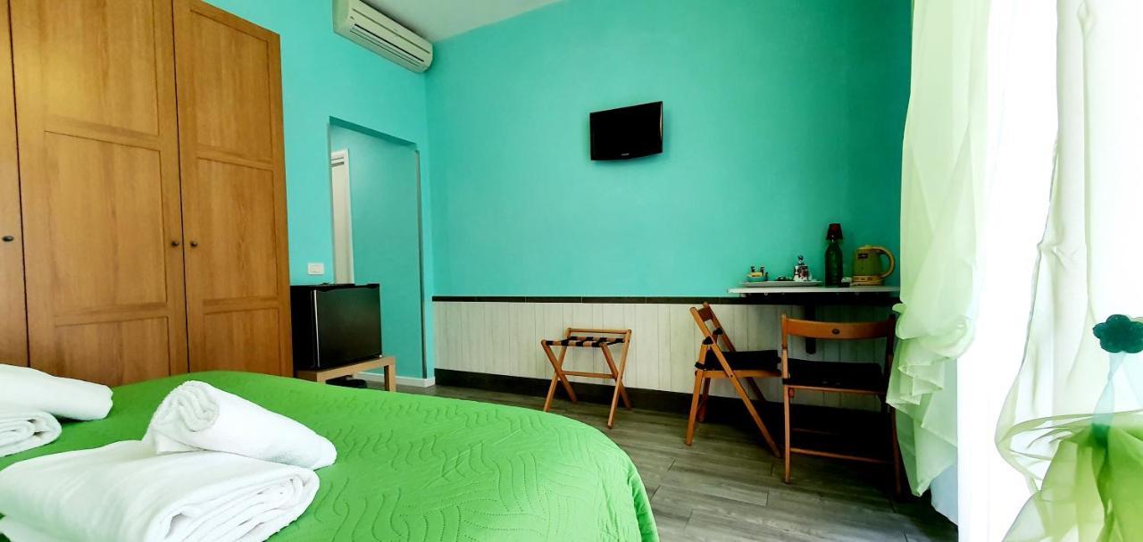 Il Giglio Guest House فلورنس المظهر الخارجي الصورة