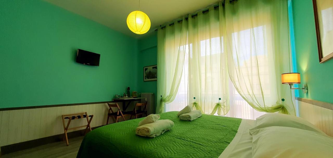 Il Giglio Guest House فلورنس المظهر الخارجي الصورة